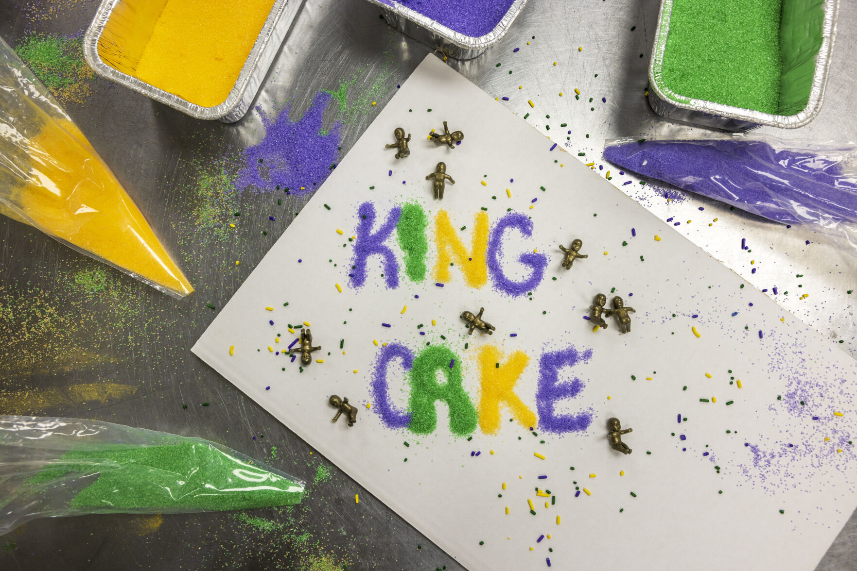 NO.kingcake.ADV_540.JPG